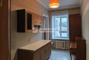 Комната 26 м² в 5-комн. кв. 5/6 этаж