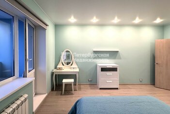  Квартира 96.2 кв.м. у метро Комендантский Проспект