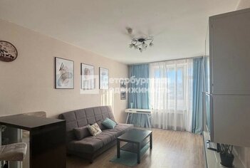  Студия 28.8 кв.м. у метро Юго-западная (2015)