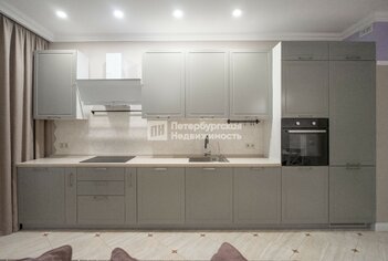 2-комн. кв. 74 м² 4/9 этаж