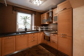 2-комн. кв. 68.7 м² 2/3 этаж