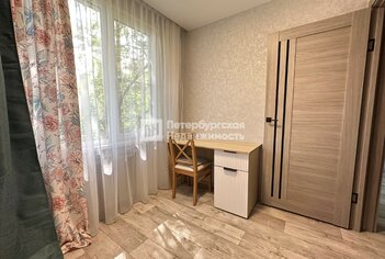  Квартира 49.2 кв.м. у метро Проспект Ветеранов