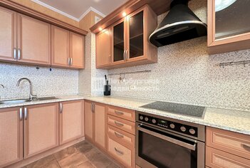 2-комн. кв. 76.3 м² 11/17 этаж