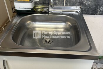 Комната 17.8 м² в 4-комн. кв. 1/9 этаж