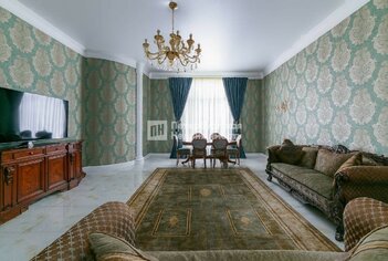 Жилой дом 588 м² в  пр-кт Ленина, д62б