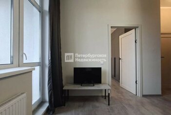  Квартира 30.6 кв.м. у метро Улица Дыбенко