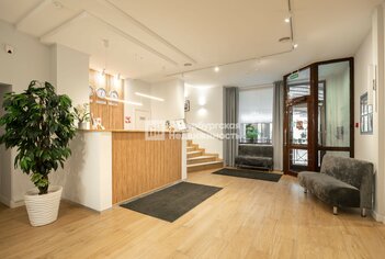 Помещение свободного назначения  748м²