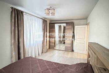 2-комн. кв. 65.4 м² 4/25 этаж