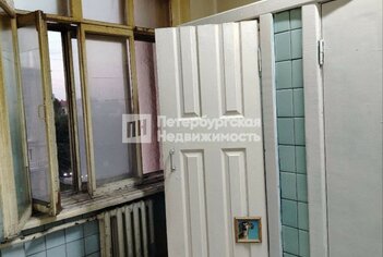 Комната 37.6 м² в 20-комн. кв. 5/6 этаж