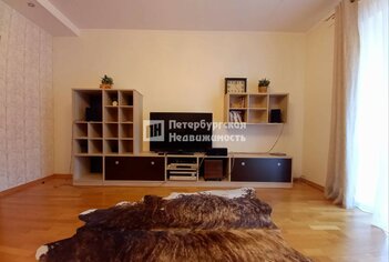 2-комн. кв. 76 м² 2/4 этаж