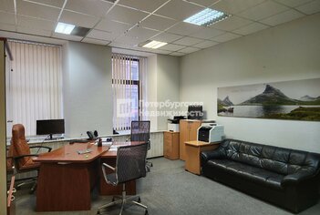 3-комн. кв. 99 м² 1/7 этаж