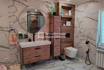 Жилой дом 301.7 м² в г Луга ул Малая Заречная, д11