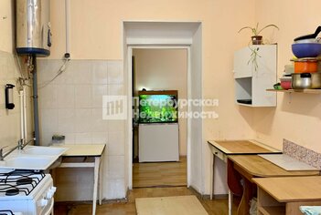 Комната 17.4 м² в 12-комн. кв. 2/3 этаж