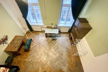  Квартира 181.8 кв.м. у метро Владимирская