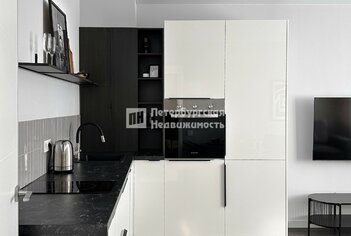  Квартира 40.4 кв.м. у метро Улица Дыбенко