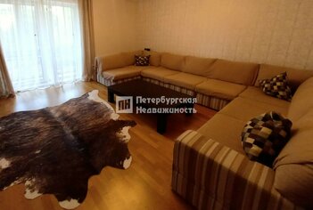 2-комн. кв. 76 м² 2/4 этаж