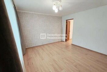 Жилой дом 263 м² в г Луга ул Средняя Заречная, д40а