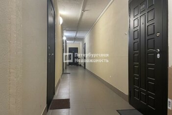  Квартира 32.2 кв.м. у метро Шушары (2015)