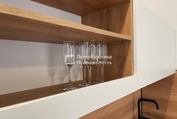  Студия 21.1 кв.м. у метро Пр.Большевиков