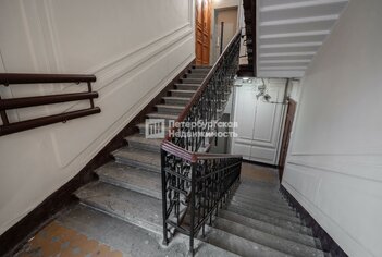 5-комн. кв. 144 м² 6/6 этаж