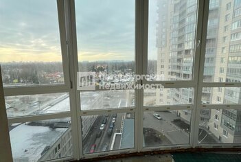  Квартира 56 кв.м. у метро Озерки