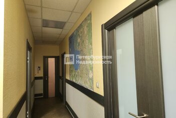 3-комн. кв. 99 м² 1/7 этаж