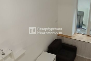  Квартира 152.2 кв.м. у метро Достоевская
