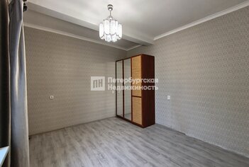 Комната 26 м² в 5-комн. кв. 5/6 этаж