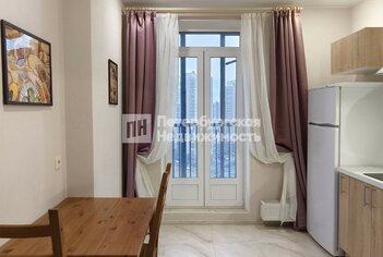  Квартира 32.8 кв.м. у метро Комендантский Проспект