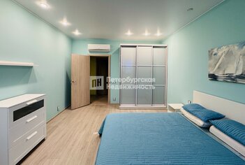  Квартира 96.2 кв.м. у метро Комендантский Проспект