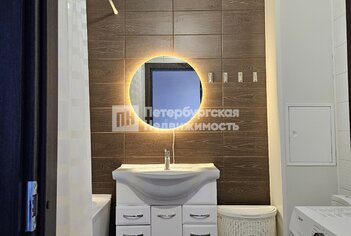  Квартира 40 кв.м. у метро Проспект Ветеранов