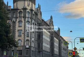 Комната 20.3 м² в 7-комн. кв. 6/7 этаж