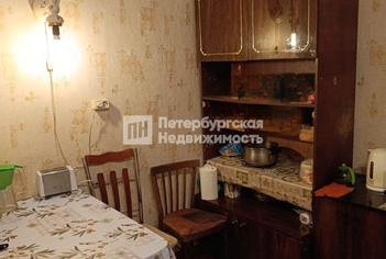 Комната 54.3 м² в 10-комн. кв. 5/5 этаж