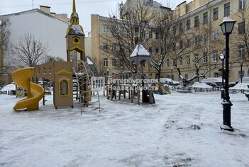  Квартира 90.4 кв.м. у метро Площадь Восстания