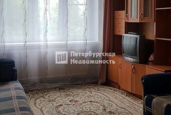 Сдается Комната 36 кв.м. у метро Проспект Ветеранов
