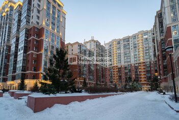 2-комн. кв. 69.1 м² 3/18 этаж