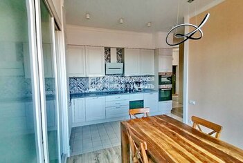 2-комн. кв. 83.3 м² 7/11 этаж