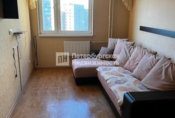 2-комн. кв. 65 м² 14/17 этаж
