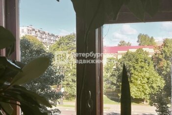 Комната 30.7 м² в 5-комн. кв. 4/6 этаж