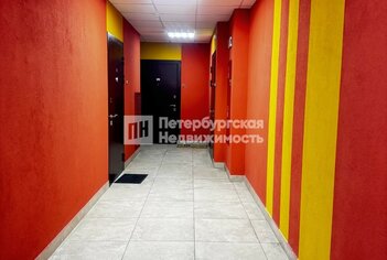  Квартира 31.8 кв.м. у метро Проспект Ветеранов