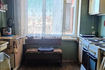 Комната 12.3 м² в 11-комн. кв. 9/15 этаж