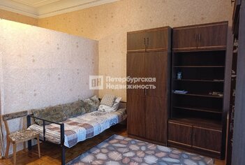 Комната 54.3 м² в 10-комн. кв. 5/5 этаж
