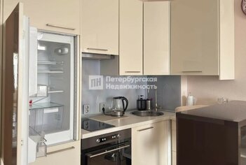  Студия 28.8 кв.м. у метро Юго-западная (2015)