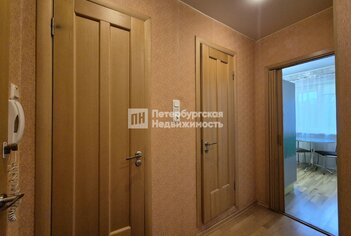  Квартира 47 кв.м. у метро Московская