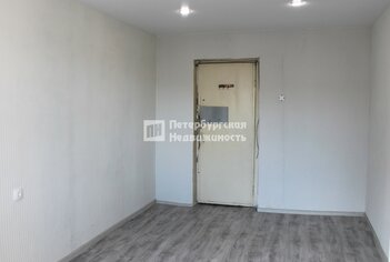 Комната 12.7 м² в 11-комн. кв. 6/13 этаж