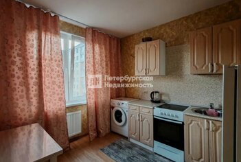  Квартира 43.9 кв.м. у метро Купчино