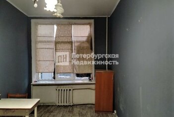 Комната 37.6 м² в 20-комн. кв. 5/6 этаж