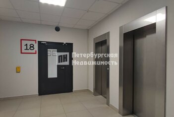  Квартира 33.2 кв.м. у метро Комендантский Проспект