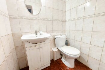Комната 26.5 м² в 8-комн. кв. 8/9 этаж