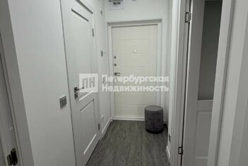  Квартира 30.7 кв.м. у метро Проспект Ветеранов